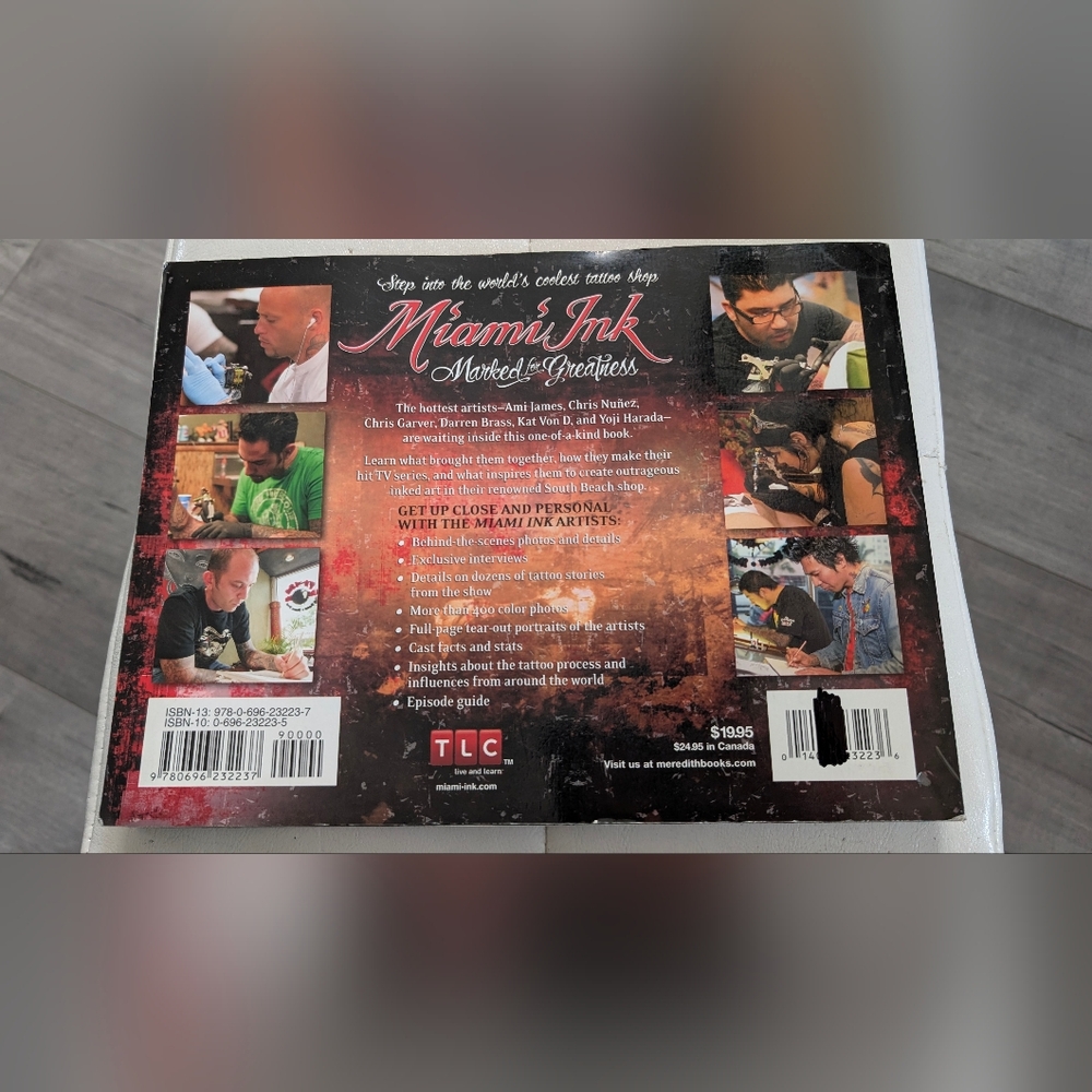 Miami Ink Book & Tin - Picture 5 of 6